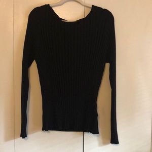 H&M. New with tag sweater. Size XL.